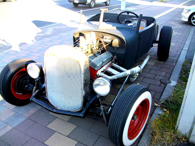 27'FORD MODEL T HOT ROD！: □カスタムカルチャーとロウブロウアート